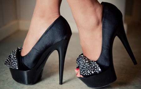 Девушки покажите вашу любимую обувь в которой вы бы ходили если бы не обращали внимания на моду?