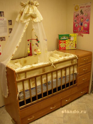 какую детскую кроватку выбрать для ребенка?