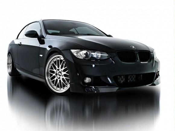 Скиньте класных фоток с BMW e92 чернова цвета ?