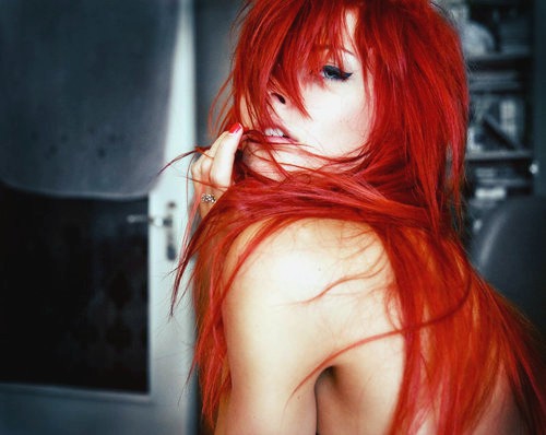 Покажите мне ярко рыжий цвет волос?  