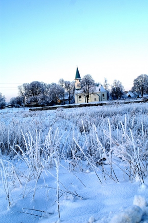 Покажите красивые фото или рисунки зимы...)