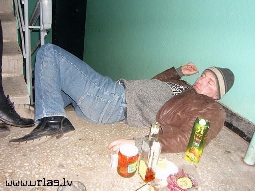Поделитесь фотографией с выпускного ?