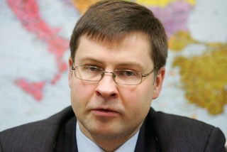 Можете пожалуйста показать дебильное (наидибильнейшое) выражение лица?