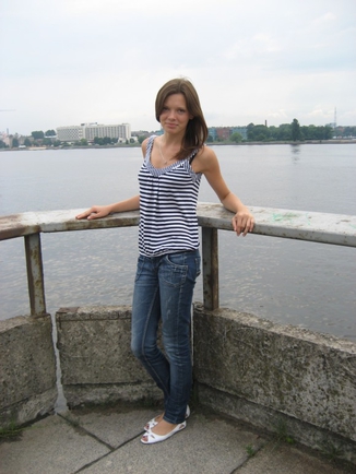 Покажите себя на фоне какого- нибудь Прибалтийского города?
