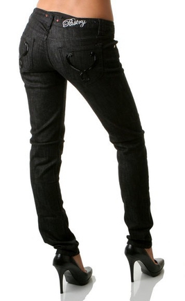 Какие лучше черные женские штаны(джинсы) купить?!