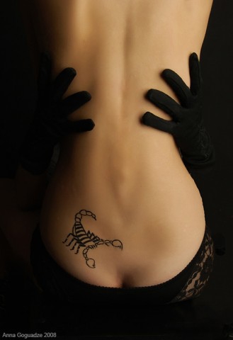 А какие самые лучшие, эротические нательные татуировки?