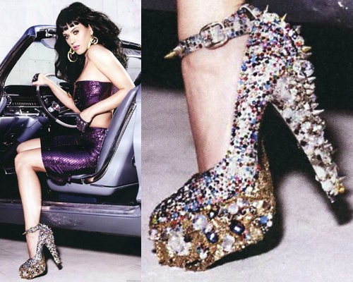 Покажите пожалуйста, женские красивые туфли(ботинки, ботильоны, босоножки) с шипами?