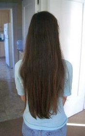 какая , по- вашему мнению, оптимальная длинна волос у девушки, которая смотрится красиво? 