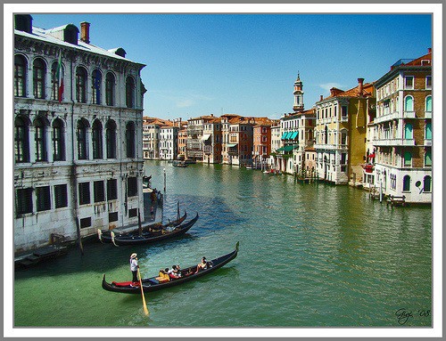 покажите красивую Венецию?