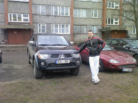 ja okolo svojej ma6inki..