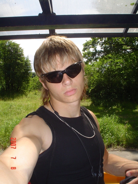 немного пидарская фотка ! но так вишел :DDD