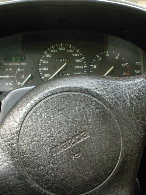 mmm...utrom pered rabotoj...grrr....mazda