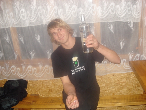 pirms tusiņa