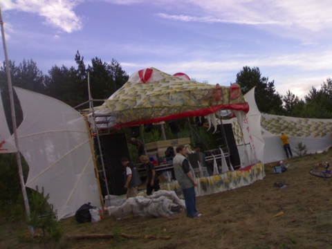 Drum and bass stage