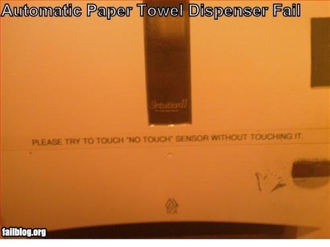 Paper towel dispencer FAIL