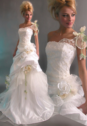 Покажите красивое оригинальное свадебное платье?