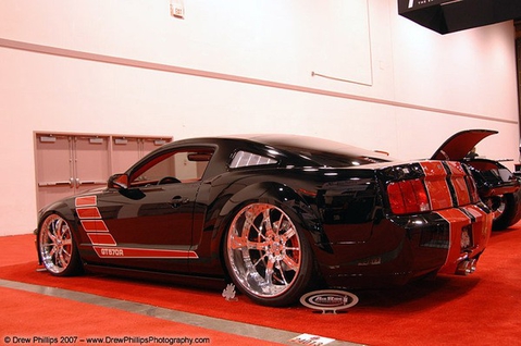 FORD MUSTANG GT570 R