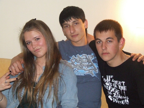 по середине