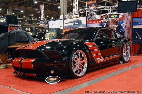 FORD MUSTANG GT570 R