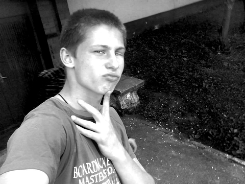 сча так модно фоткаться ;) чем я хуже :D