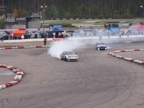 Street Drift 11.10.09. Duo Bmw vs Nissan