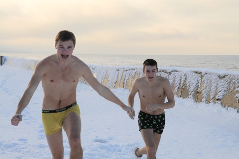 на столько суровы !