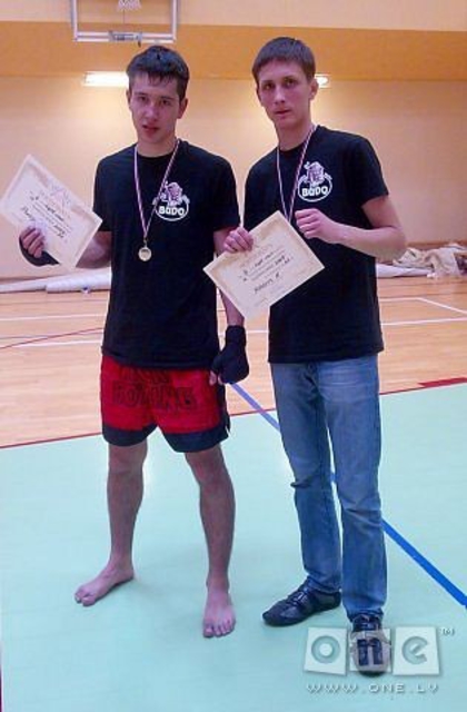 Я и Эрик . LATVIA OPEN KICKBOXA 2009