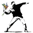 Знаменитое граффити "Бэнкси" "Flower Thrower"