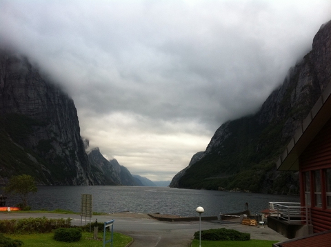 Lysebotn