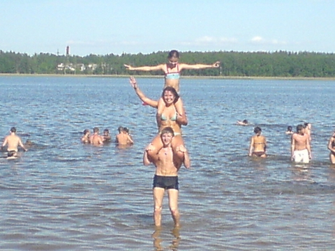 самый сильный на пляже ))