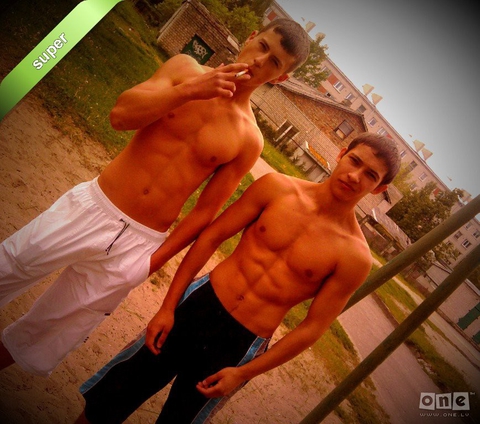 Ха ха 2009 тот что --> :D