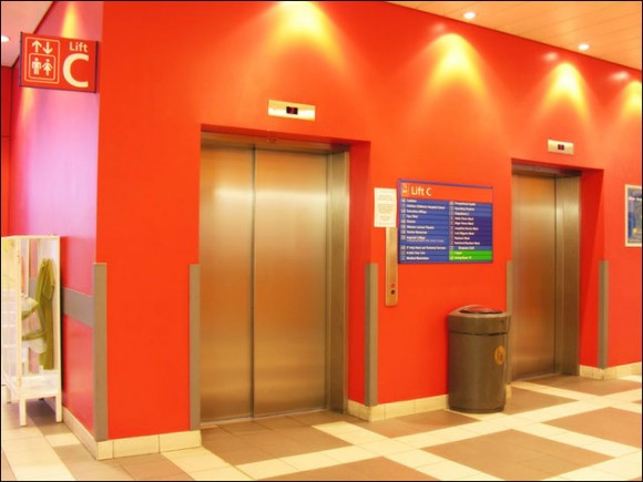 Как по вашему выглядит лифт?
