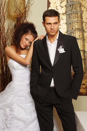 Какое свадебное платье(свадебный костюм для парней) вы бы хотели?