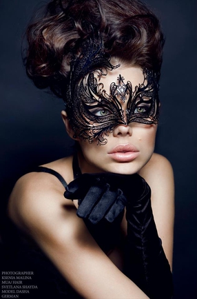 Покажите красивый, оригинальный наряд на Helloween?