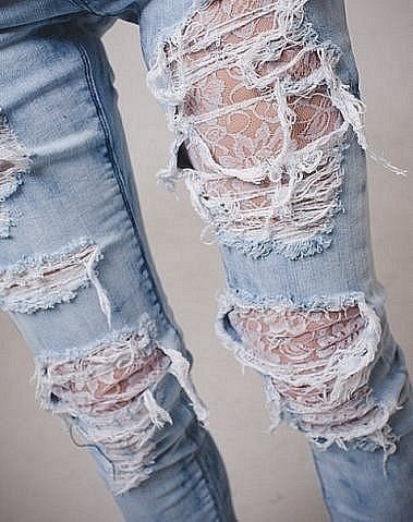 Какие джинсы подходит больше девочек?