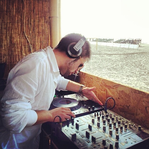 DolceVita beach bar cafe