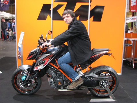 ktm super duke r