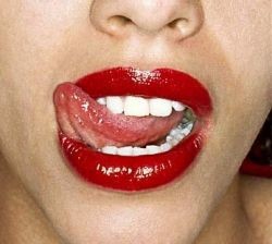 Можешь показать самые страстные губы?