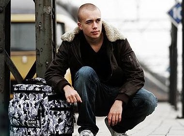 Кто на ваш взгляд лучший DJ ? )