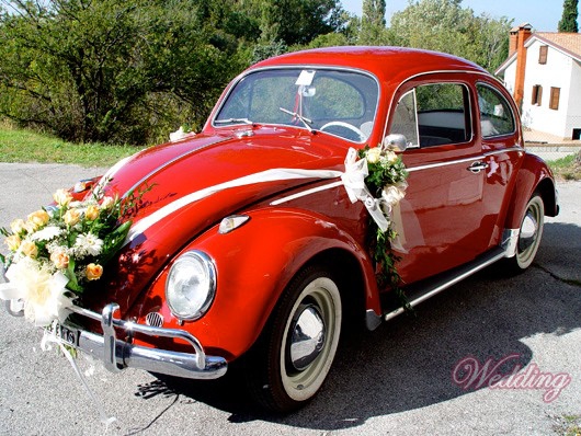 Покажите красивый свадебный автомобиль?