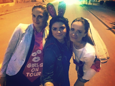 hen-party <3