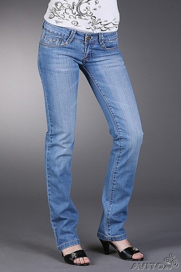 покажите красивые джинсы?