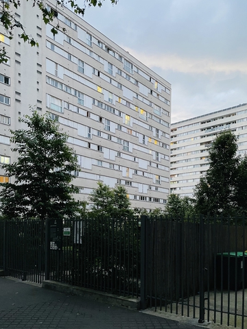 Тоже Париж