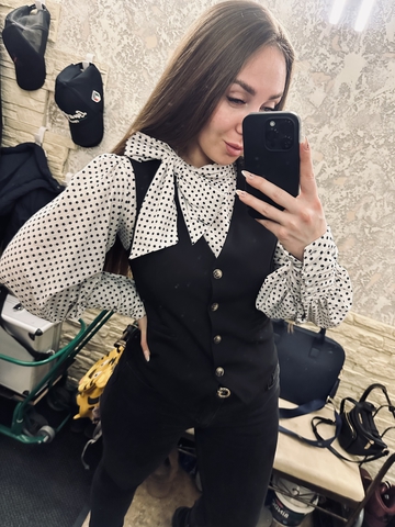 На работу. А больше я никуда и не хожу  :D