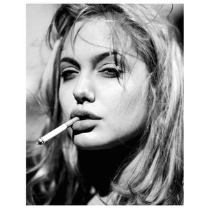 Девушка С Сигаретой Красивое Фото