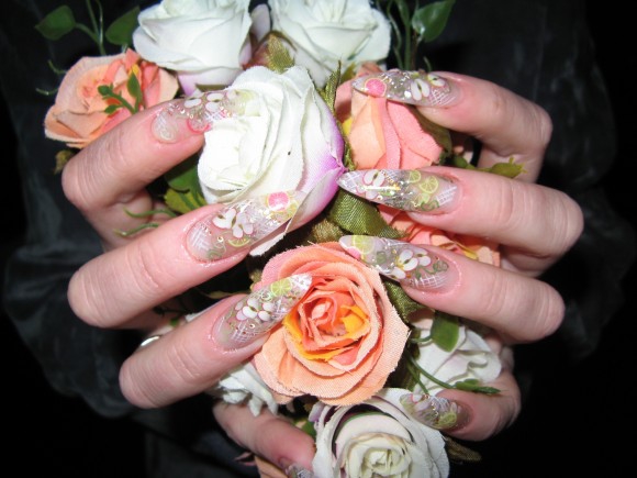 Какой цвет лака для ногтей вам нравиться?