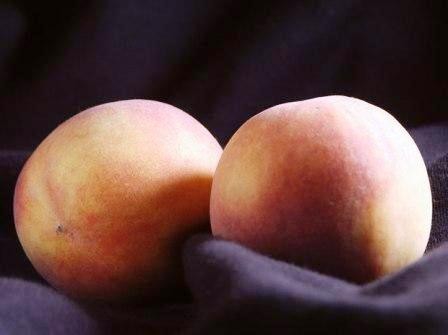 Как выглядит ваша грудь если на неё смотреть с верху? :DD