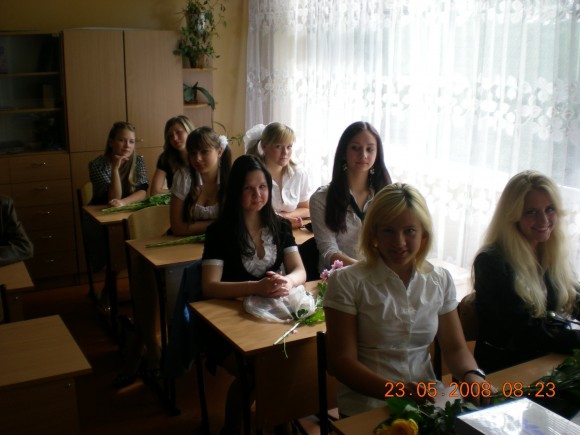 Покажите себя с классом на фотографии?:)