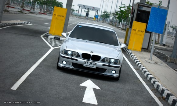 модель BMW которая имеет право на знак BMW?
