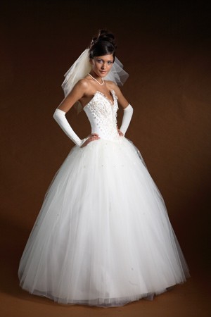 Покажите свадебное платье своей мечты?